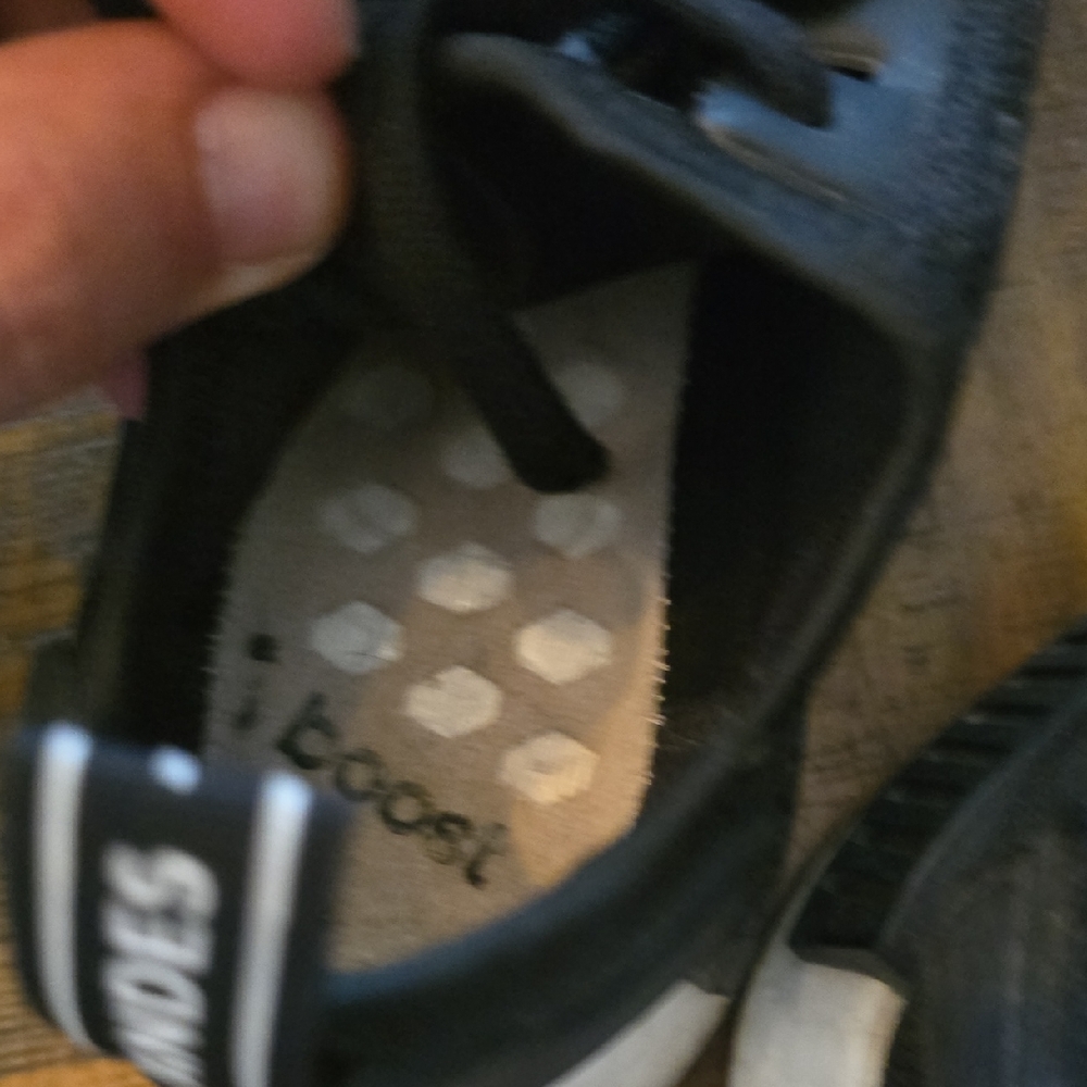 Adidas Black and White Sneakers for Everyday Comfort - Picture 9 of 12